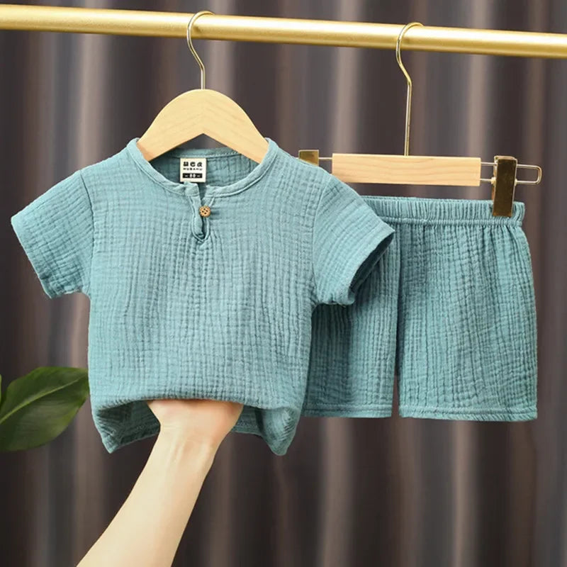 2-piece summer t-shirt and shorts set