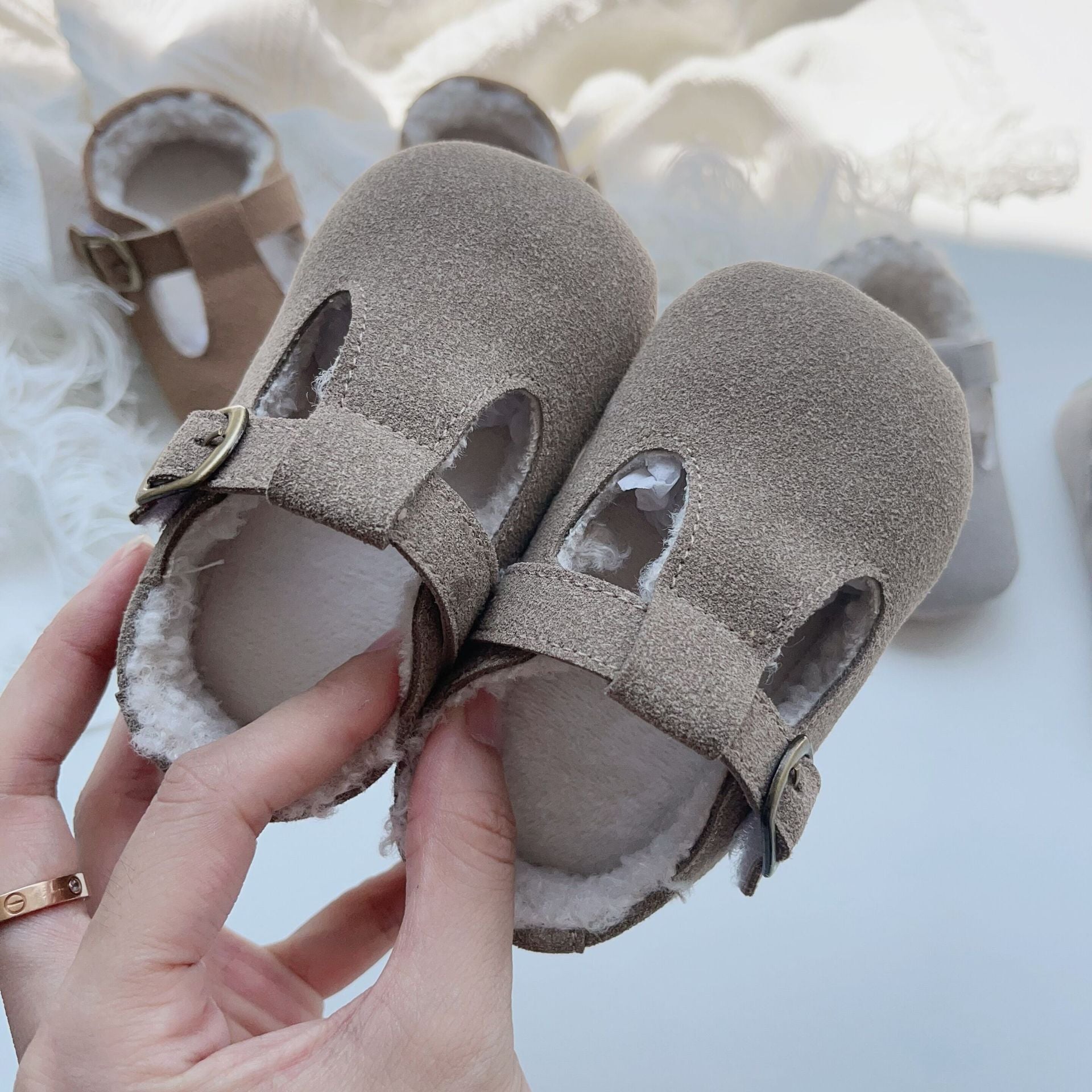 Arrival In Winter Baby Girl Solid Color Plush Warm Anti-Slip Shoes-2