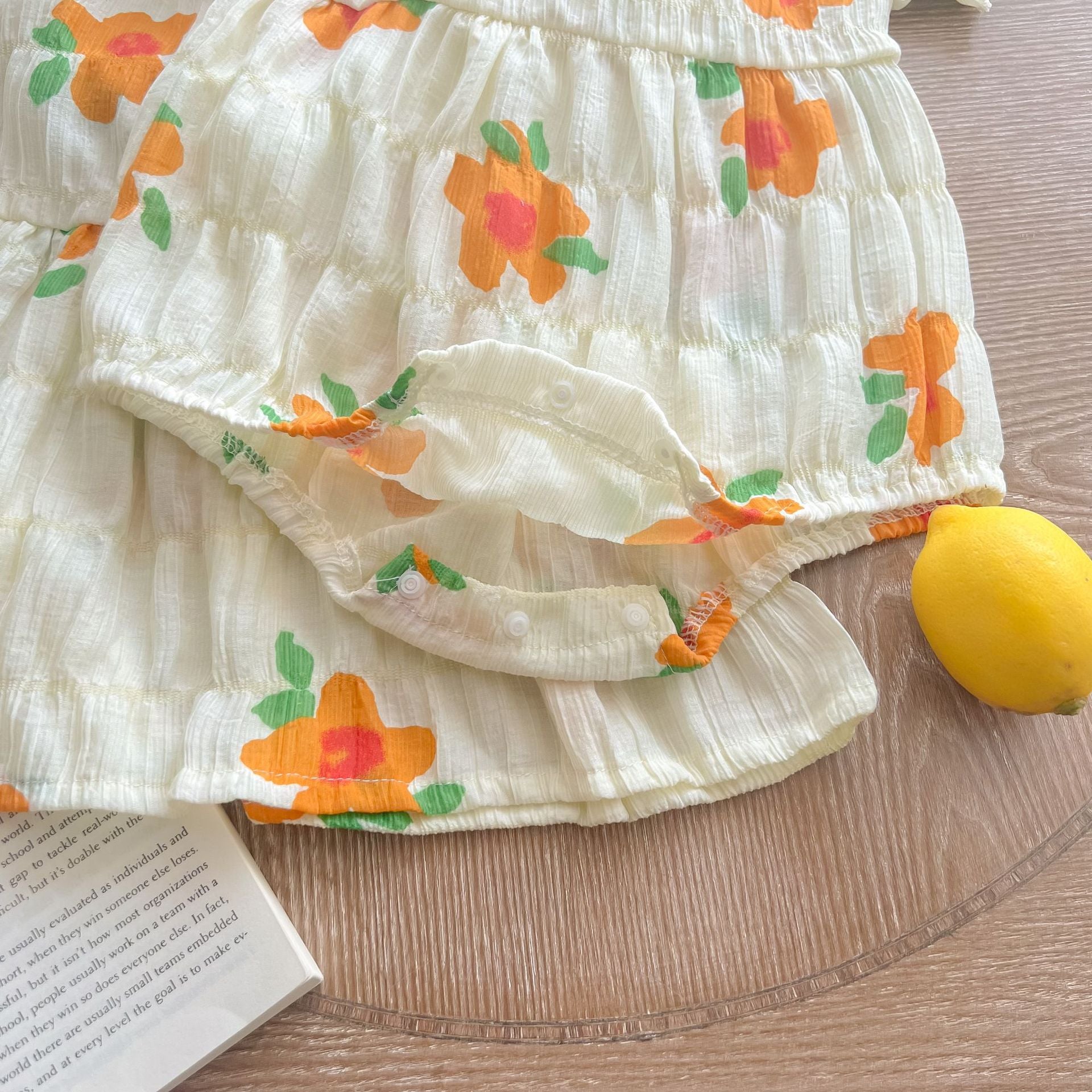Baby Girls Floral Print Pattern Puff Sleeved bodysuit In Summer