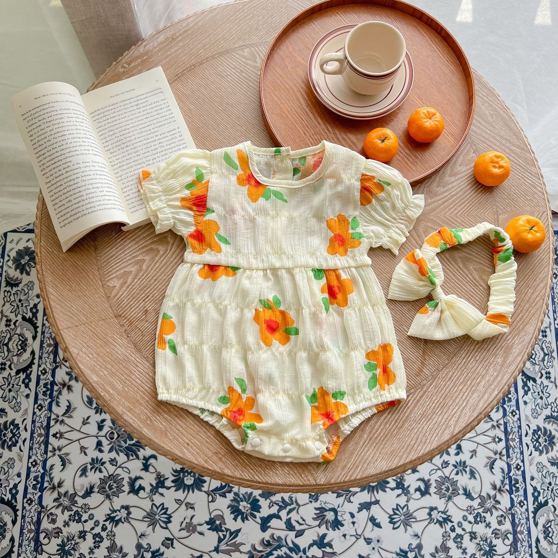 Baby Girls Floral Print Pattern Puff Sleeved bodysuit In Summer